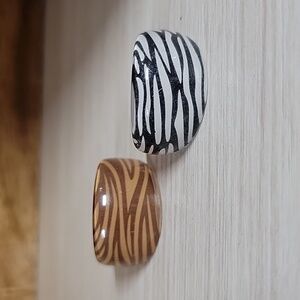 ZEBRA STRIPE RING, METAL FREE